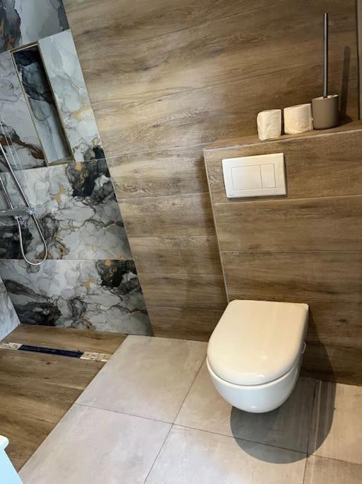 Lutterbach Maisonnette Avec Terrasse Avec Spa Privatif מראה חיצוני תמונה